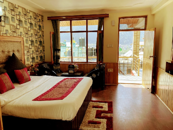 Elena Aastha Regency Manali  Prini | Super Deluxe with mountain view 